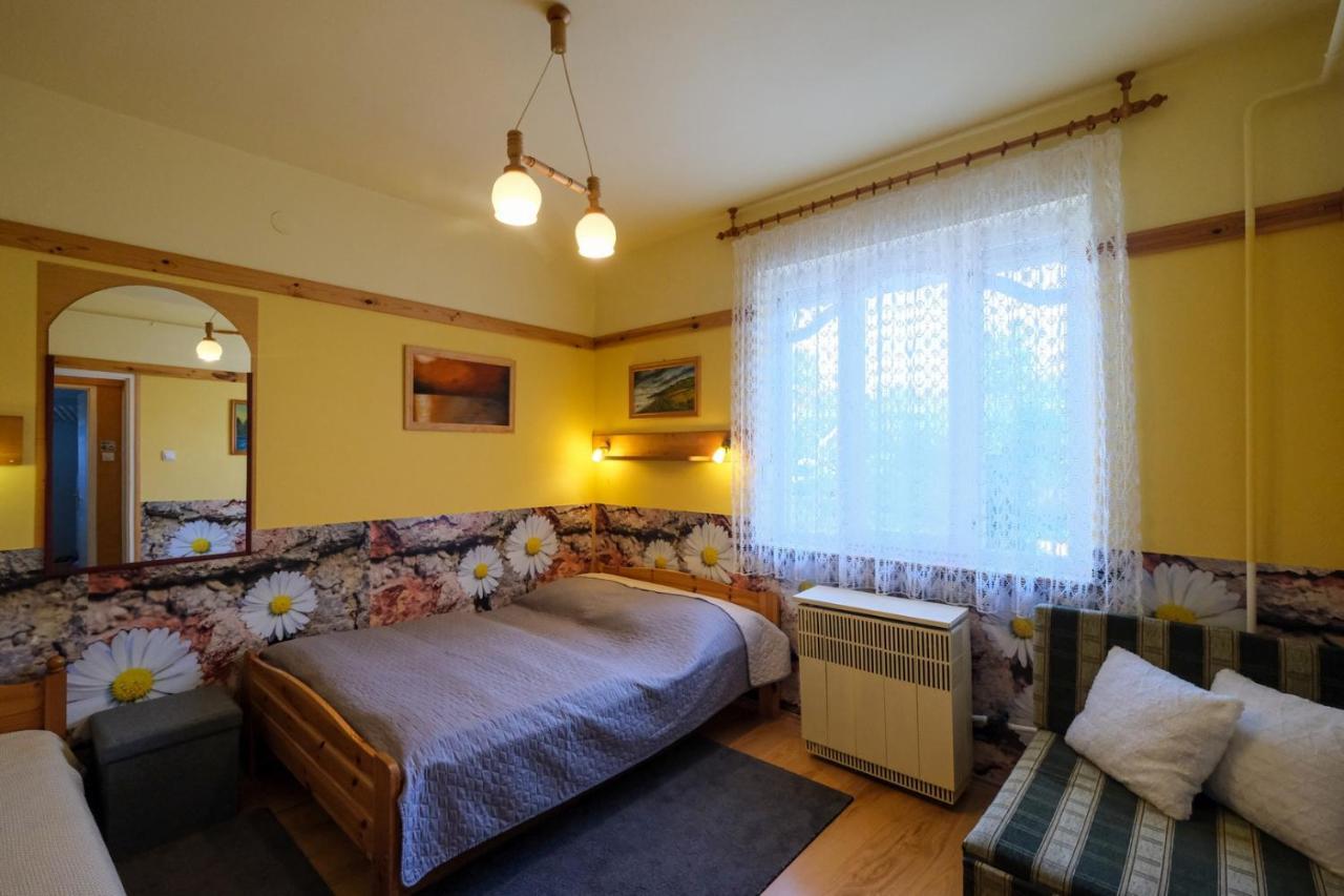 4 Évszak Apartman Gyula Extérieur photo