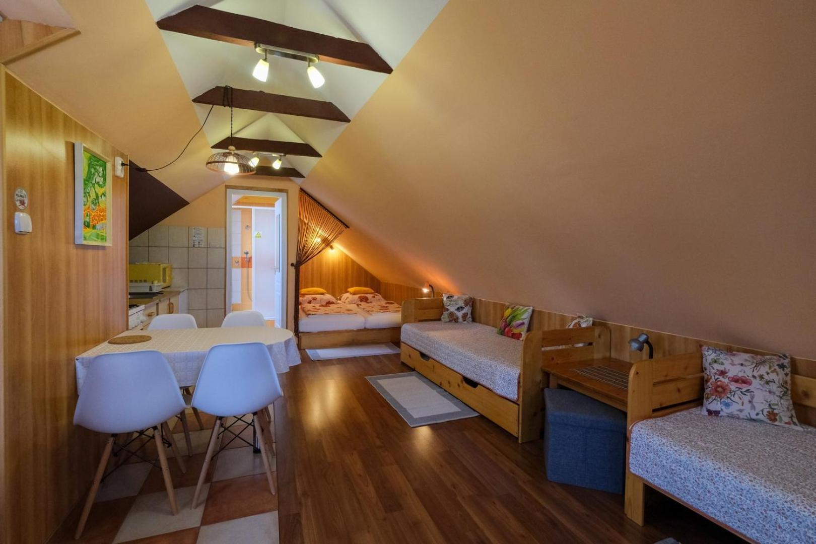 4 Évszak Apartman Gyula Extérieur photo
